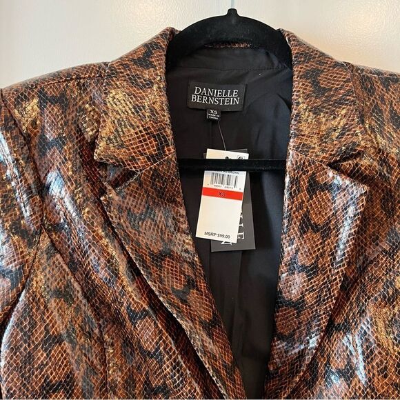 NWT WeWoreWhat Danielle Bernstein Faux Leather Snake Skin Button Down Bl… - Picture 4 of 6